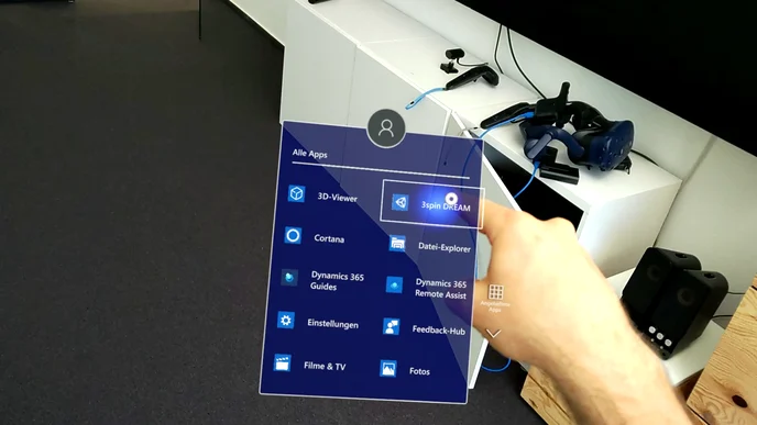 Microsoft HoloLens 2 App start